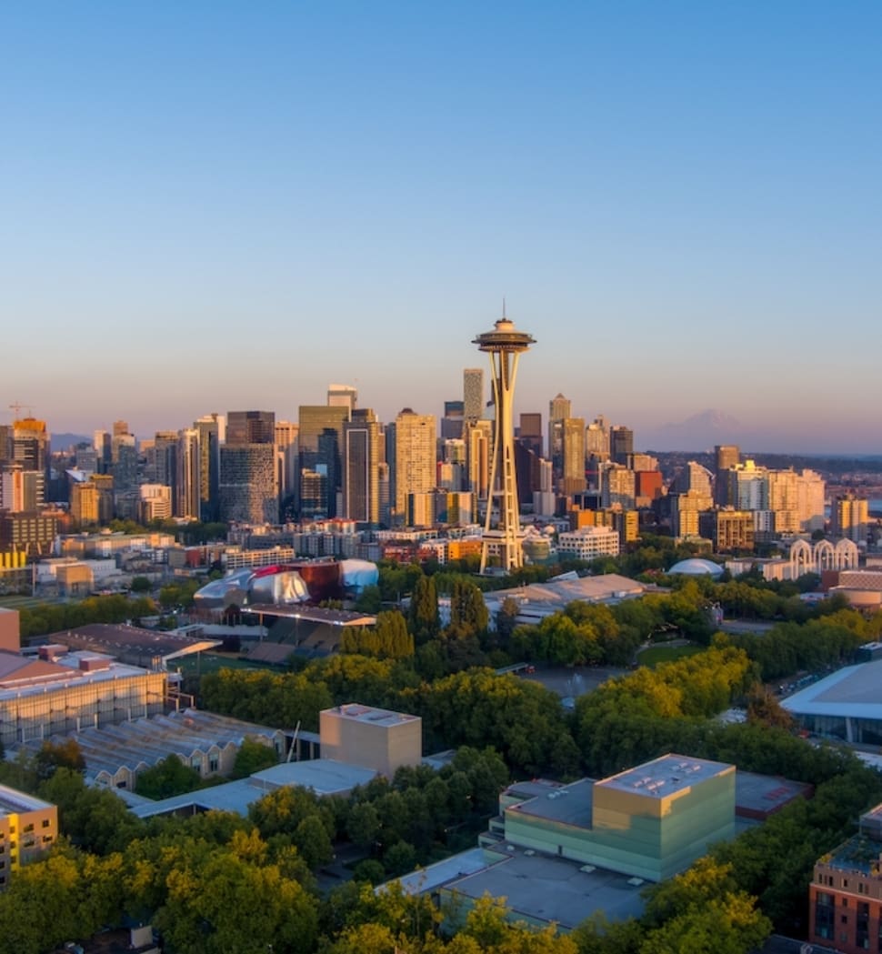 seattle-at-sunset-2022-11-10-18-00-34-utc